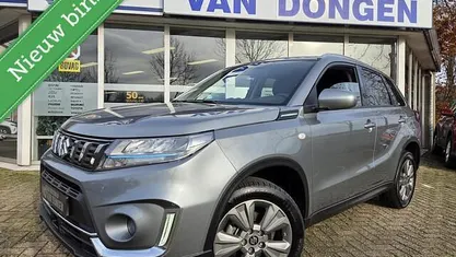 Gebruikt 2022 Suzuki Vitara SUV | € 23.745 (Eerlijke prijs)