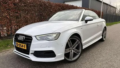 Wit Occasion 2014 Audi A3 Cabriolet Ambition Cabriolet | € 12.750 (Eerlijke prijs)