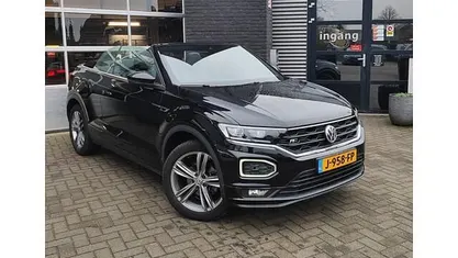 Zwart Gebruikt 2020 VW T-Roc Cabriolet R-line Cabriolet | € 27.500 (Eerlijke prijs)