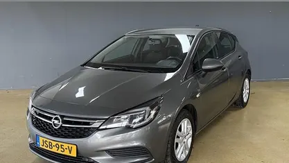 Occasion 2017 Opel Astra Edition Hatchback | € 7.450 (Super prijs)