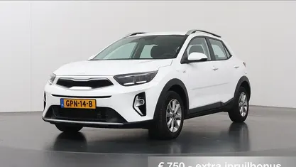 Occasion Kia Stonic 101 PK (74 kW) 2024 Wit SUV