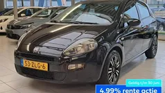 Zwart Gebruikt 2012 Fiat Punto Easy Hatchback | € 6.390 (Eerlijke prijs)