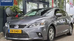 Grijs Gebruikt 2015 Lexus CT200h Hatchback | € 15.890 (Eerlijke prijs)