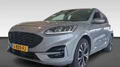 Grijs Gebruikt 2021 Ford Kuga ST-Line SUV | € 21.940 (Eerlijke prijs)