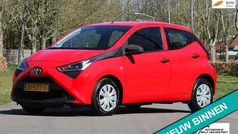 Rood Gebruikt 2019 Toyota Aygo Hatchback | € 8.995 (Goede deal)