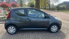Grijs Gebruikt 2012 Peugeot 107 Access Hatchback | € 3.350 (Eerlijke prijs)