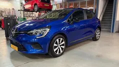 Gebruikt 2023 Renault Clio V Equilibre Hatchback | € 16.950 (Eerlijke prijs)