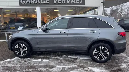 Gebruikt 2021 Mercedes GLC300e Business SUV | € 37.950 (Super prijs)