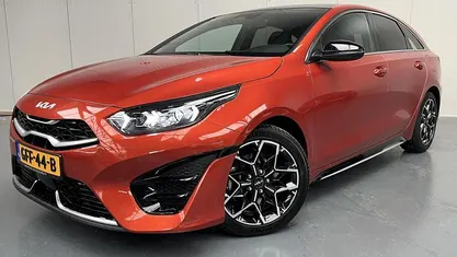 Occasion Kia ProCeed GT-Line 140 PK (102 kW) 2024 Orange fusion m Hatchback