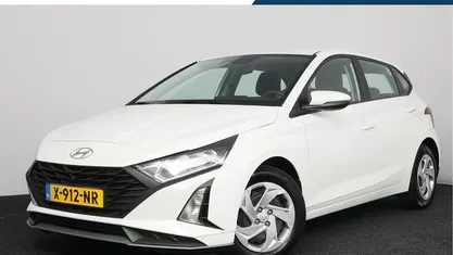 Wit Occasion 2024 Hyundai i20 Hatchback | € 17.900 (Goede deal)