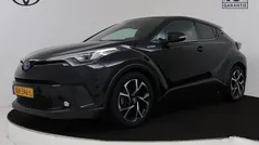 Zwart Gebruikt 2019 Toyota C-HR Style SUV | € 22.445 (Eerlijke prijs)