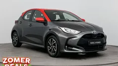 Grijs Gebruikt 2021 Toyota Yaris Hybrid Edition Hatchback | € 22.499 (Eerlijke prijs)