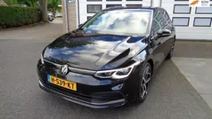 Zwart Gebruikt 2020 VW Golf VIII Style Hatchback | € 16.450 (Eerlijke prijs)