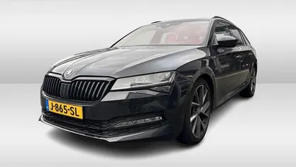 Occasion 2020 Skoda Superb SportLine Stationwagen | € 26.450 (Eerlijke prijs)
