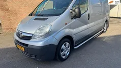 Grijs Gebruikt 2011 Opel Vivaro Van | € 5.950 (Eerlijke prijs)