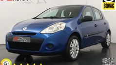 Blauw Gebruikt 2010 Renault Clio II Hatchback | € 3.445 (Eerlijke prijs)