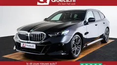 Zwart Gebruikt 2024 BMW 520 Comfort Edition Stationwagen | € 53.950 (Super prijs)