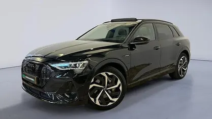 Zwart (metallic) Occasion 2020 Audi e-tron SUV | € 29.944 (Eerlijke prijs)