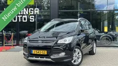 Zwart Gebruikt 2015 Ford Kuga Titanium SUV | € 12.900 (Eerlijke prijs)