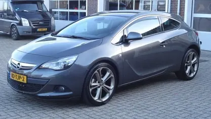 Occasion Opel Astra Sport 140 PK (102 kW) 2012 Hatchback