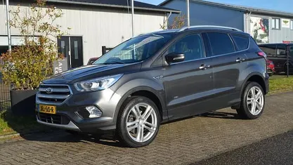 Occasion 2018 Ford Kuga Titanium SUV | € 17.799 (Goede deal)