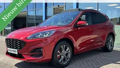 Rood Gebruikt 2022 Ford Kuga ST-Line SUV | € 29.900 (Eerlijke prijs)
