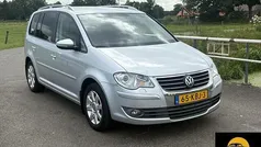 Grijs Gebruikt 2009 VW Touran Highline MPV | € 4.799 (Eerlijke prijs)