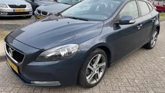 Blauw Gebruikt 2016 Volvo V40 R-Design Stationwagen | € 7.500 (Eerlijke prijs)