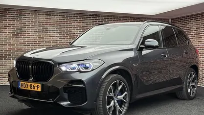 Grijs Occasion 2021 BMW X5 Executive SUV | € 48.900 (Eerlijke prijs)