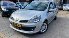 Grijs Gebruikt 2008 Renault Clio GrandTour Dynamique Stationwagen | € 1.675 (Eerlijke prijs)