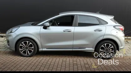 Grijs Occasion 2023 Ford Puma ST-Line SUV | € 21.945 (Eerlijke prijs)