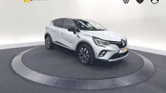 Gebruikt 2023 Renault Captur Techno SUV | € 27.400 (Eerlijke prijs)