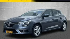 Grijs Gebruikt 2018 Renault Mégane IV Zen Hatchback | € 11.950 (Eerlijke prijs)