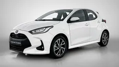 Wit Gebruikt 2023 Toyota Yaris Hybrid Business Edition Hatchback | € 21.950 (Eerlijke prijs)