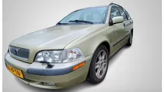 Gebruikt 2001 Volvo V40 Dynamic Stationwagen | € 1.750 (Eerlijke prijs)