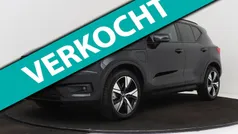 Zwart, metallic lak Gebruikt 2021 Volvo XC40 R-Design SUV | € 25.699 (Eerlijke prijs)