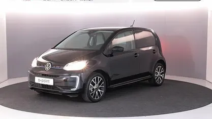 Gebruikt 2022 VW e-up! Style Hatchback | € 17.949 (Eerlijke prijs)