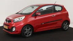 Rood Gebruikt 2012 Kia Picanto Hatchback | € 4.900 (Eerlijke prijs)