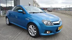 Blauw Gebruikt 2005 Opel Tigra Cosmo Cabriolet | € 1.249 (Super prijs)