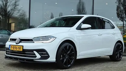 Wit Occasion 2022 VW Polo Style Hatchback | € 14.895 (Eerlijke prijs)