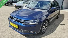 Gebruikt 2013 VW Jetta Highline Sedan | € 6.750 (Eerlijke prijs)