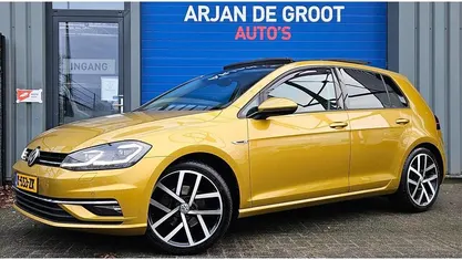 Occasion 2017 VW Golf VII Highline Hatchback | € 15.950 (Eerlijke prijs)