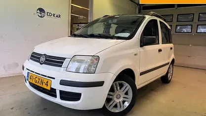 Occasion 2008 Fiat Panda Emotion Hatchback | € 2.595 (Eerlijke prijs)