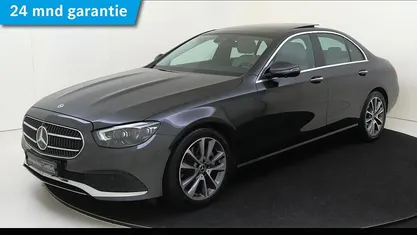 Grijs Occasion 2020 Mercedes E200 Business Sedan | € 35.945 (Eerlijke prijs)