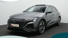 Grijs Gebruikt 2023 Audi Q8 e-tron Proline SUV | € 59.900 (Eerlijke prijs)