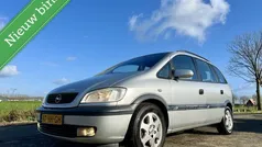 Grijs Gebruikt 2001 Opel Zafira Elegance MPV | € 1.250 (Eerlijke prijs)