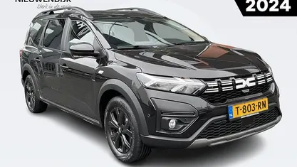 Gebruikt 2023 Dacia Jogger Extreme MPV | € 24.445 (Eerlijke prijs)