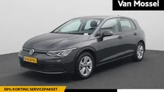 Grijs Gebruikt 2022 VW Golf VIII Life Hatchback | € 18.900 (Super prijs)
