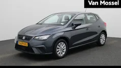 Grijs Gebruikt 2022 Seat Ibiza Business Hatchback | € 15.900 (Eerlijke prijs)