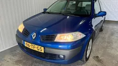 Gebruikt 2006 Renault Mégane II Dynamique Hatchback | € 999 (Goede deal)